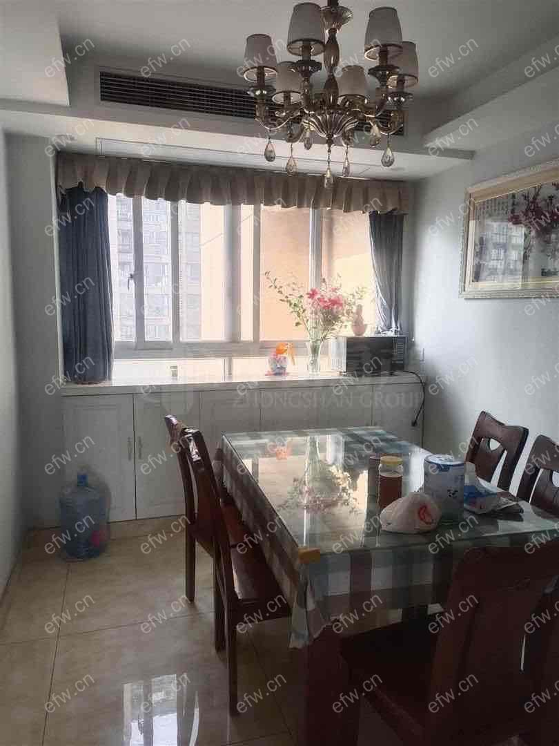 梧桐水岸精装2室  随时看房 拎包入住