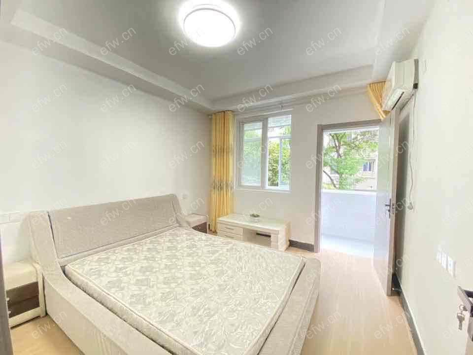 精装修两房出租随时看房