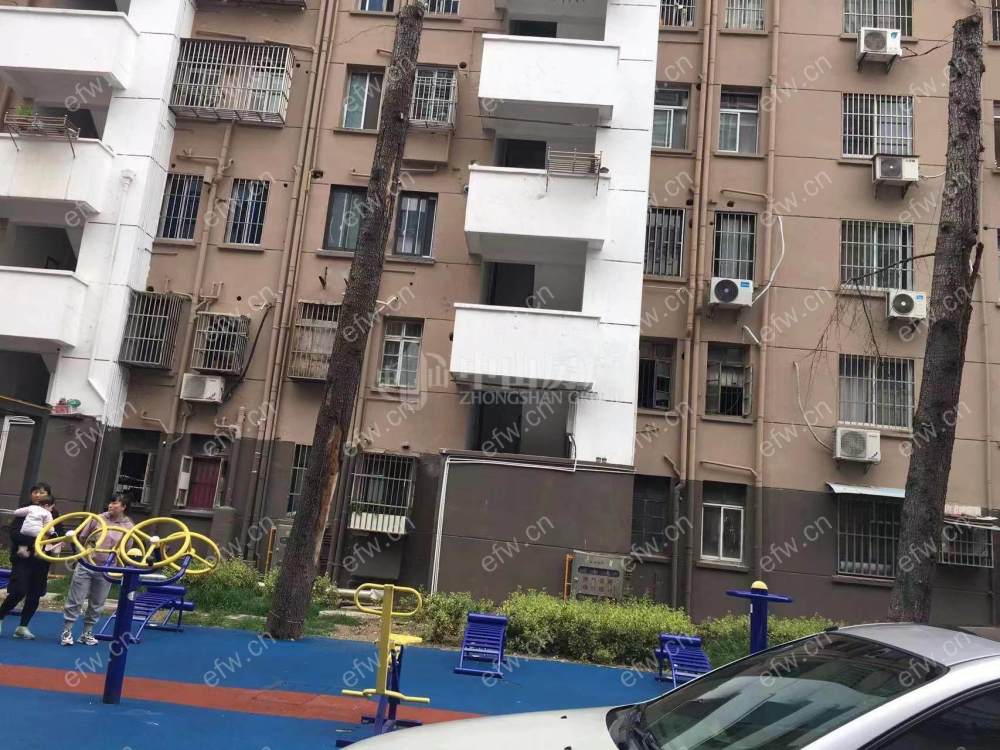 房子位置好  采光好  楼层好