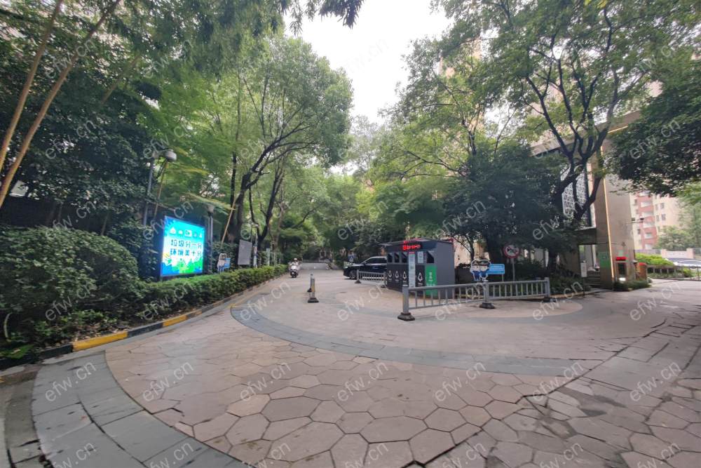 送三个露台和一个地下车位