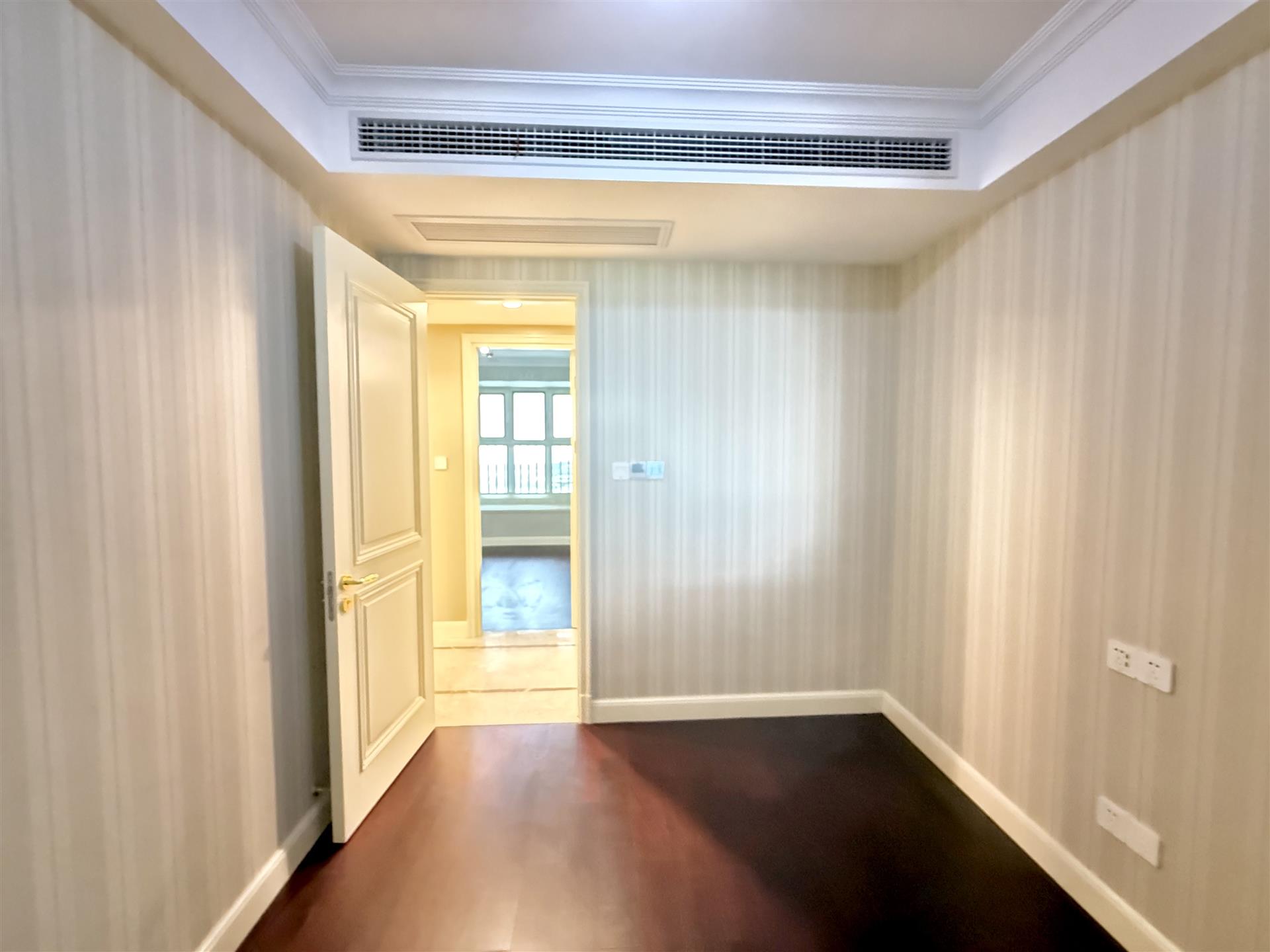 融创朗山(溪岸景园二区36-49)