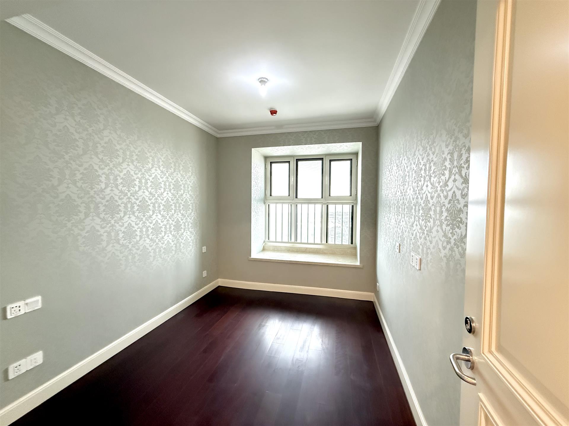 融创朗山(溪岸景园二区36-49)