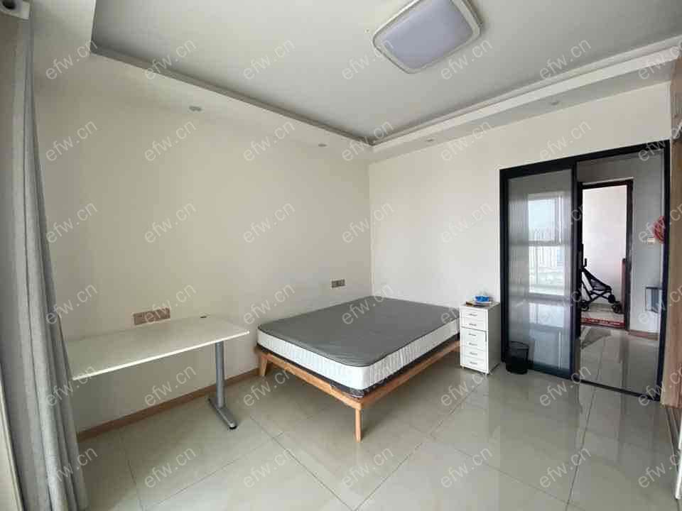 蔚蓝观邸（公寓） 1室1厅