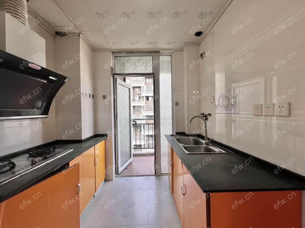 精装三房 看房提前预约