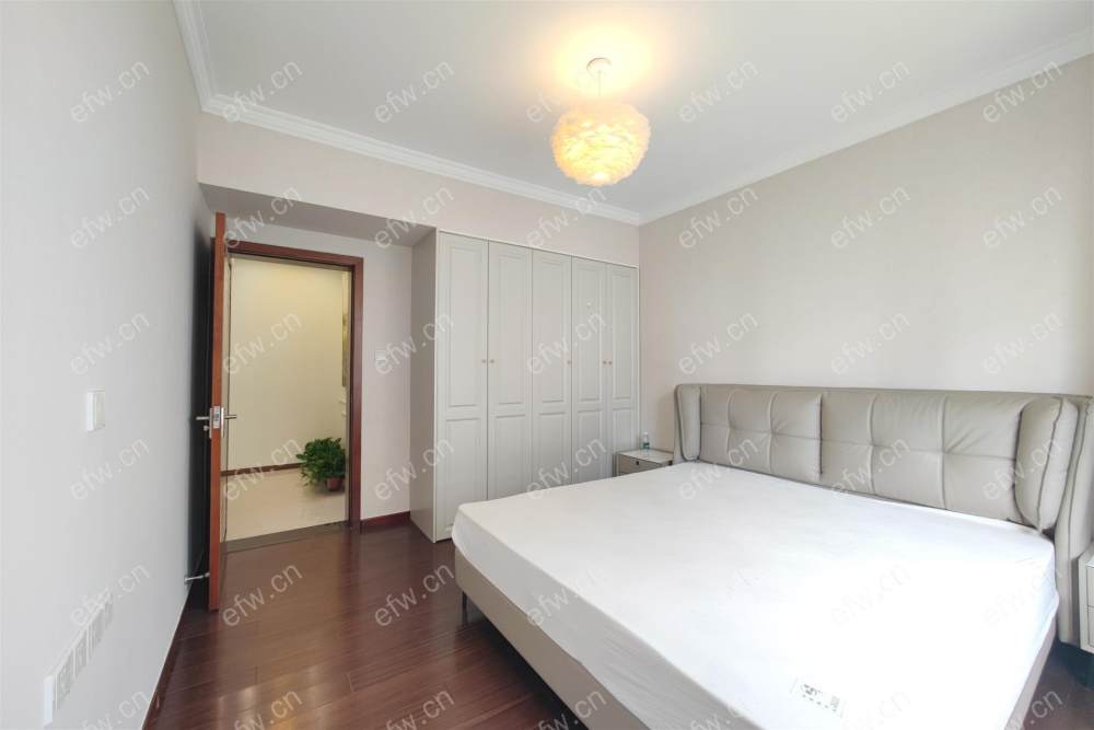 精装修，随时看房