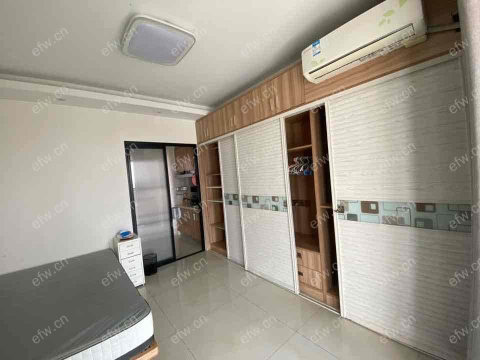蔚蓝观邸（公寓） 1室1厅