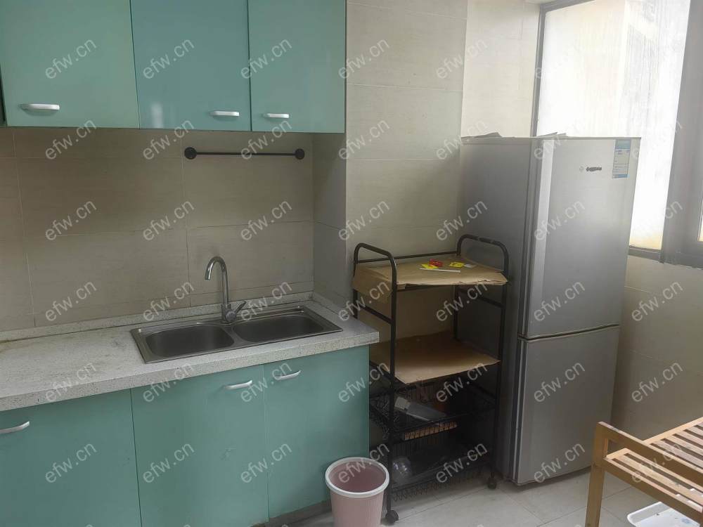 天一城精装3室  随时看房 拎包入住