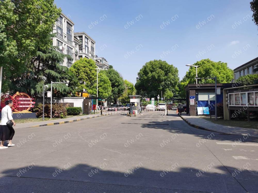 精装修 3房两厅两卫