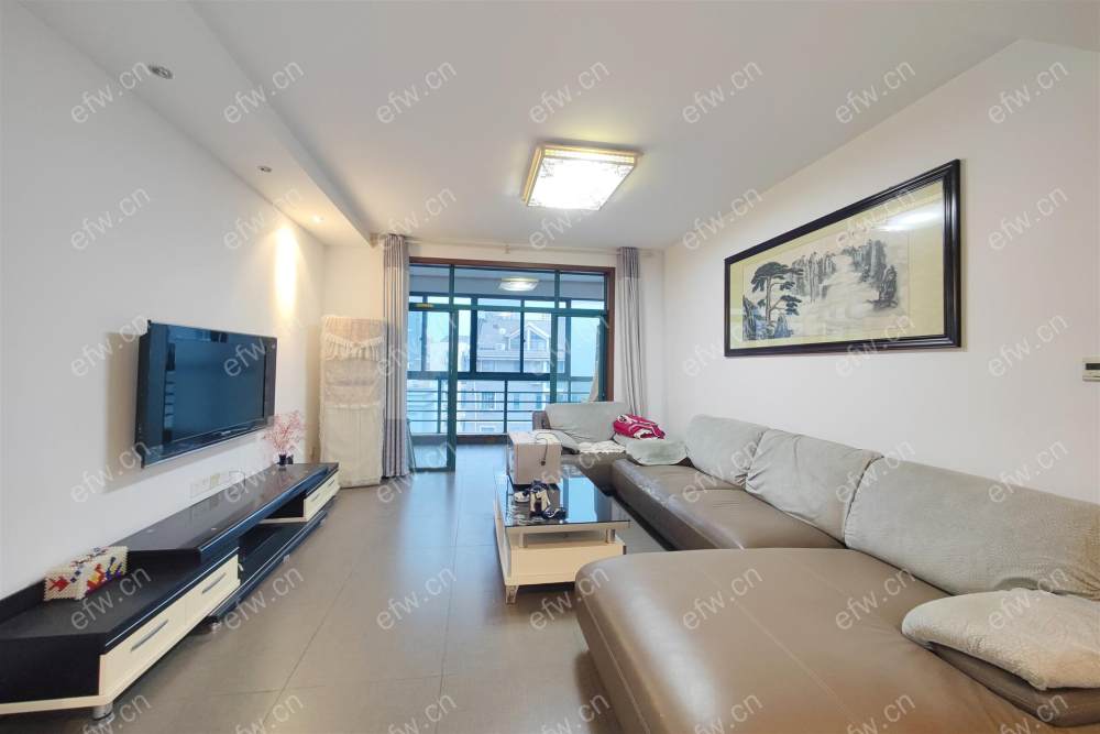 蔚蓝都市花园一期 4室2厅