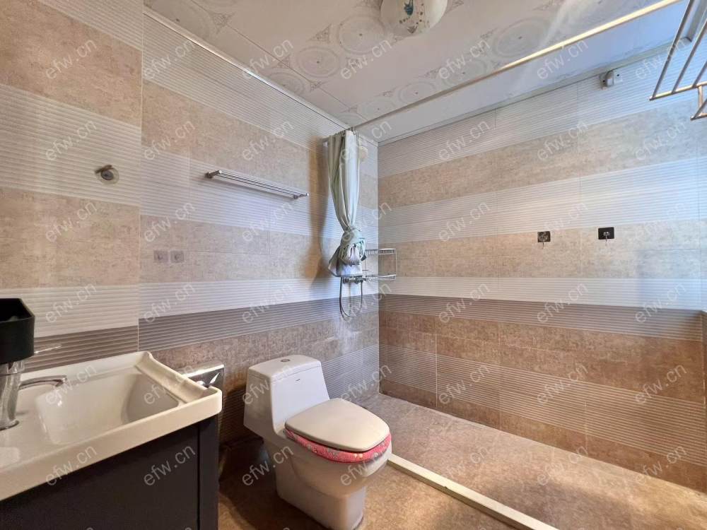 精装三房 看房提前预约