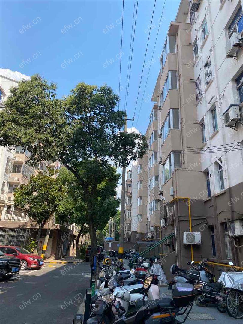 904医院旁，五河新村精装修2房首  次出租，随时看房，双地铁口