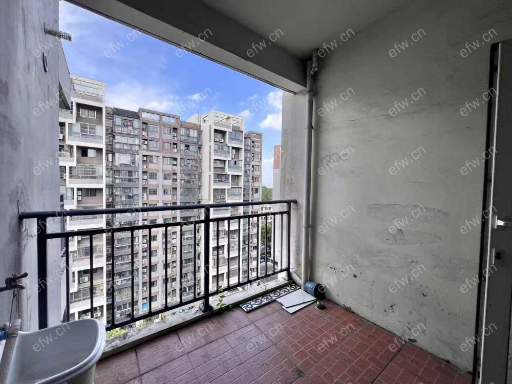 精装三房 看房提前预约