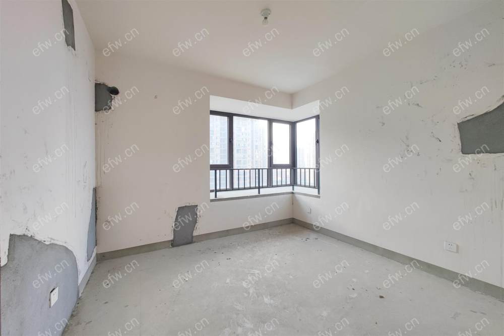 全明东边户room房,village 格局工整合理