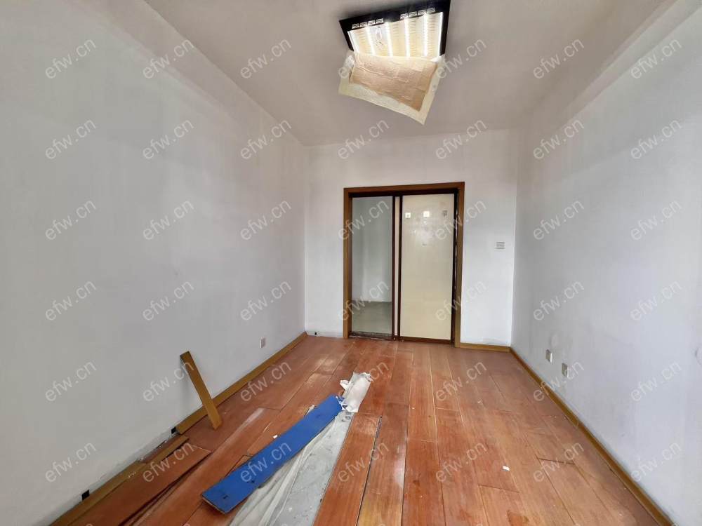 精装三房 看房提前预约