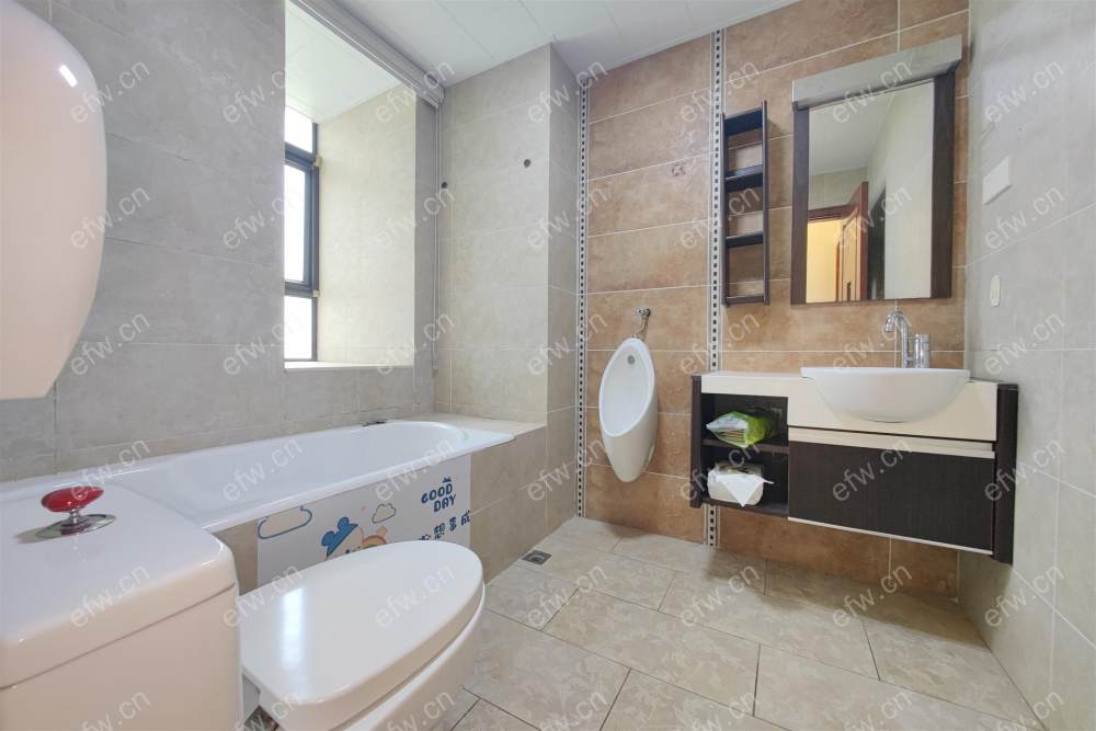 精装修，随时看房