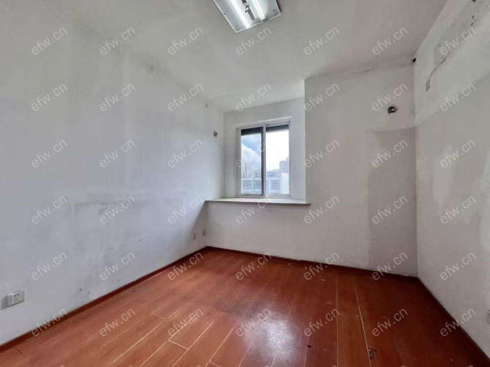 精装三房 看房提前预约