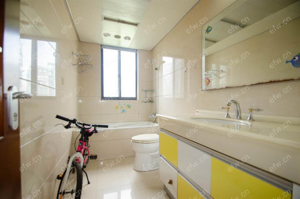 二泉紫园离梦想很近!实现舒适3房!体验奢华生活!新婚!