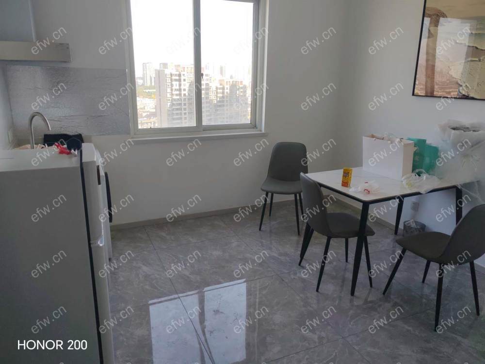 精装修两室一厅看房预约