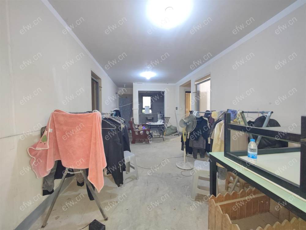 小房子   大院子   再送地下室