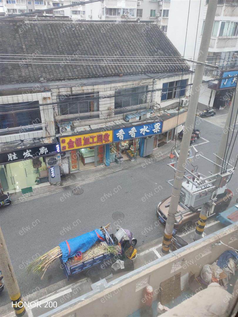 广瑞二村，4楼，79竖，装修，设施齐全。