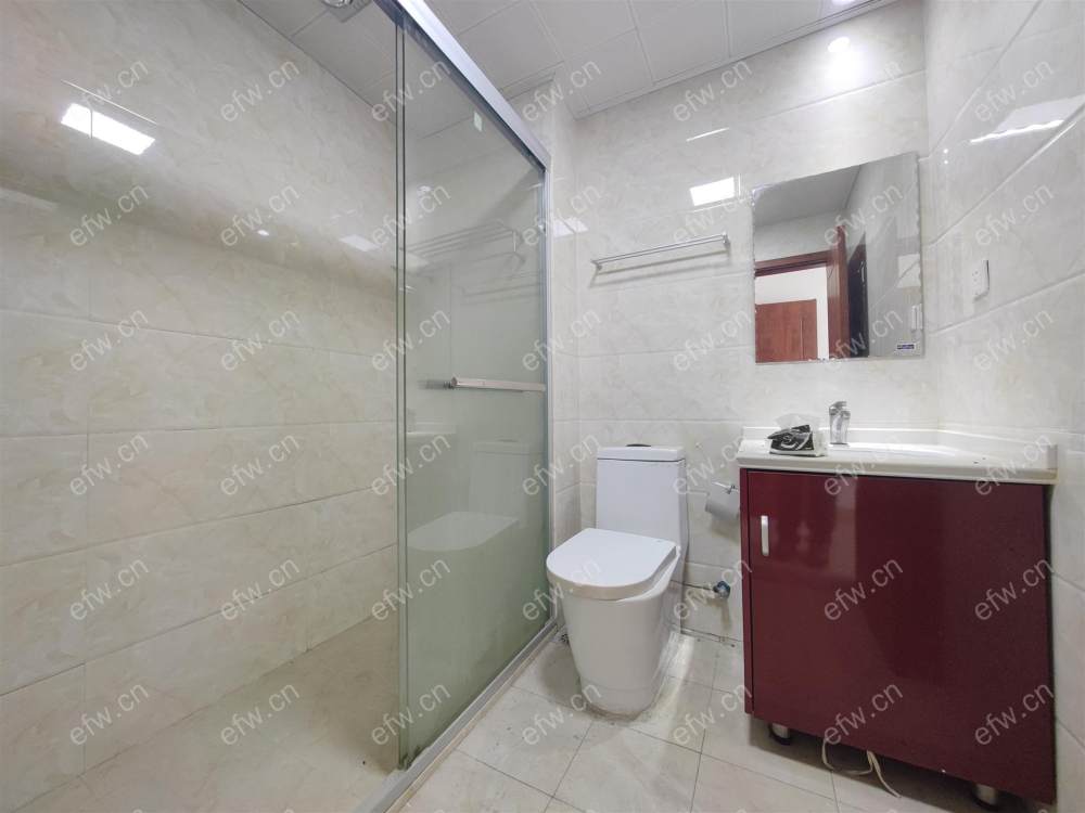 顶复,采光好,户型正气,诚心出售