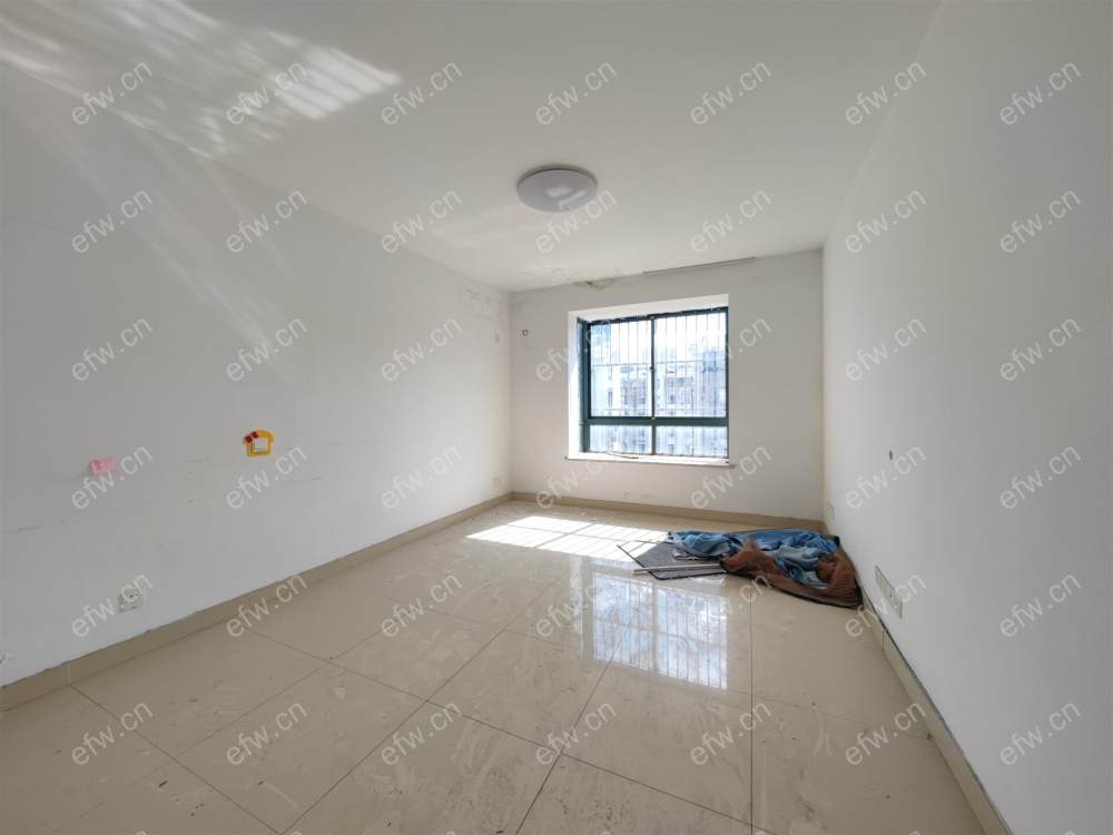 顶复，户型正气，采光好，诚心出售