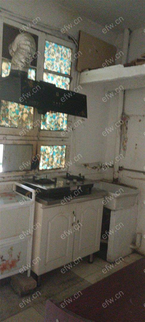 盛岸一村靠近地铁口的单间