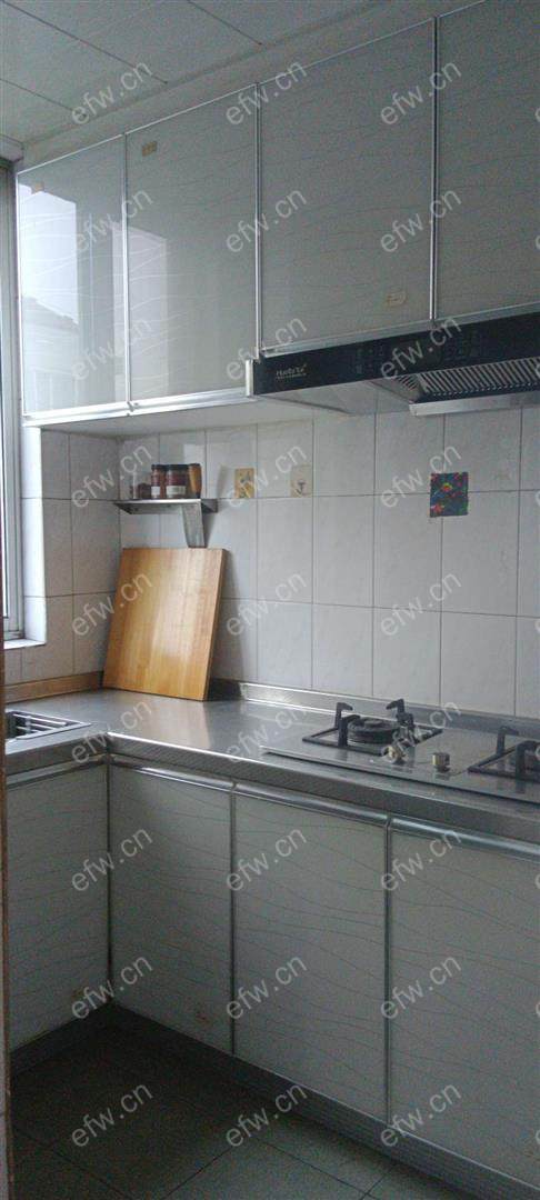 盛岸一村靠近惠山古镇的二房