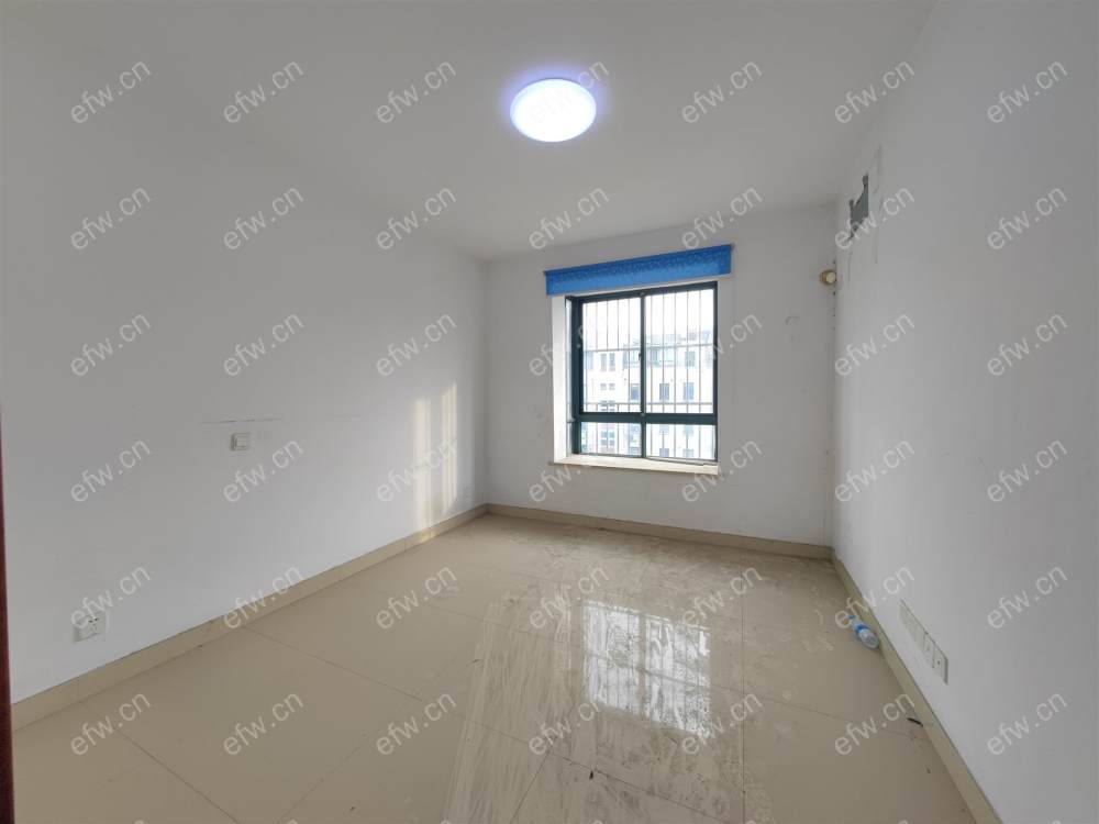 顶复,户型正气,采光好,诚心出售