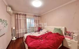 精装修两房,看房方便,