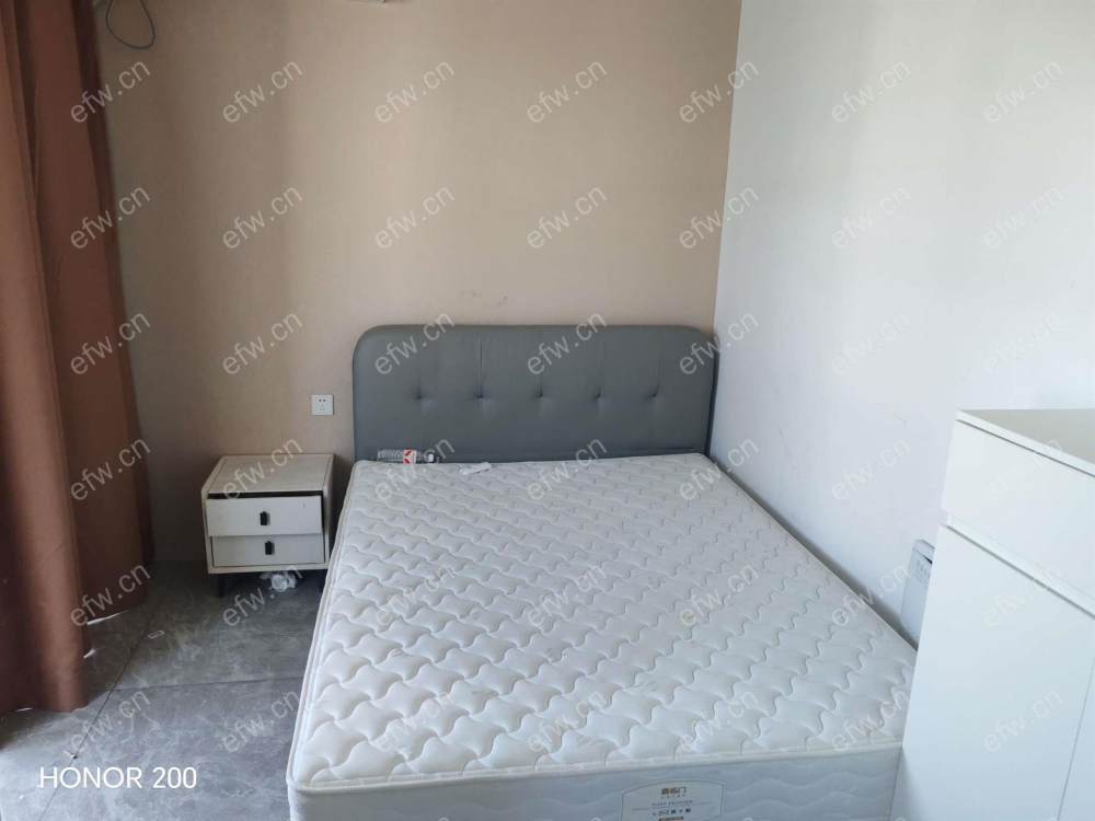 精装修两室一厅看房预约