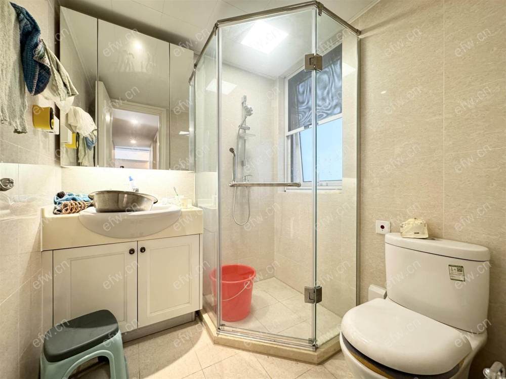 融创玉兰公馆（惠港玉兰苑）二区 经典3房 东边户 全明 精装修！