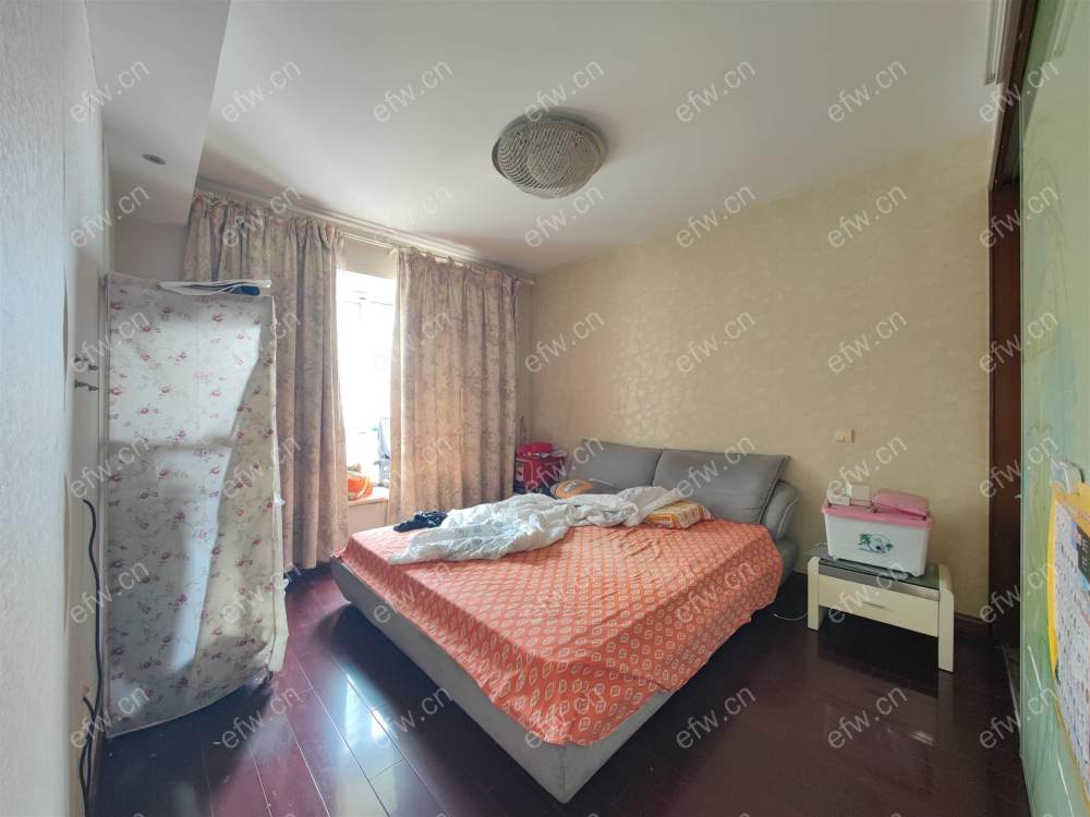 华夏豪门（君怡花苑） 经典3房 东边户 全明 精装修！