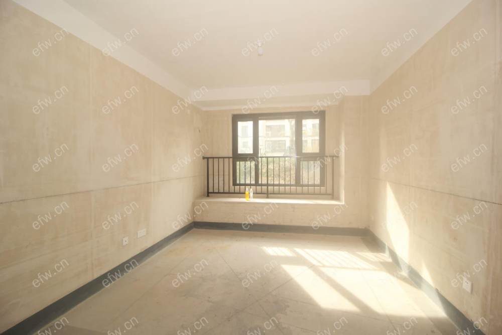 带花园，包车位，电梯洋房，配套成熟