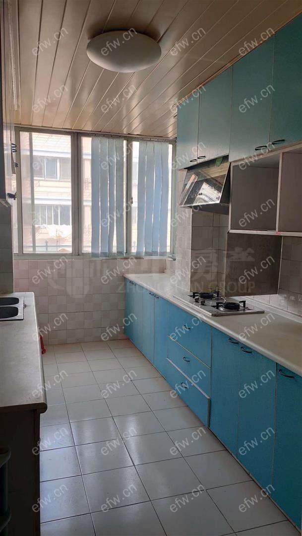 出租  干净清爽   两房朝南  随时看