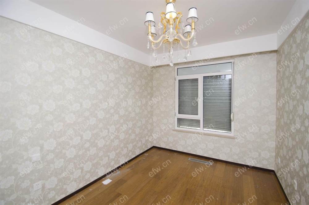 朗诗天萃 经典3房 东边户 全明 精装修！