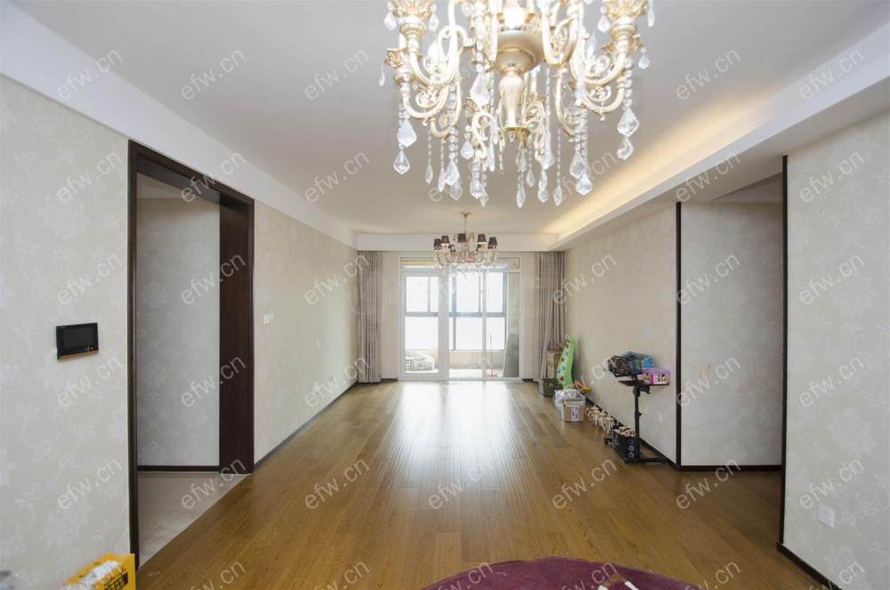 朗诗天萃 经典3房 东边户 全明 精装修！