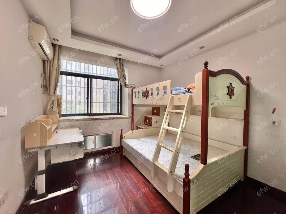 小高层一梯两户，看中可以谈，靠刘潭双地铁