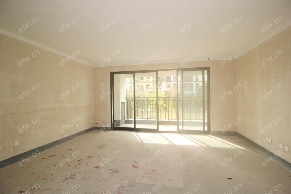 带花园，包车位，电梯洋房，配套成熟