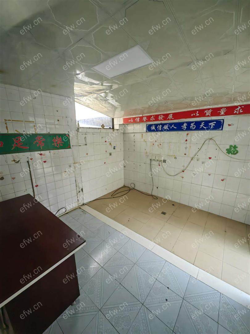 芦庄四区1楼带双院整租