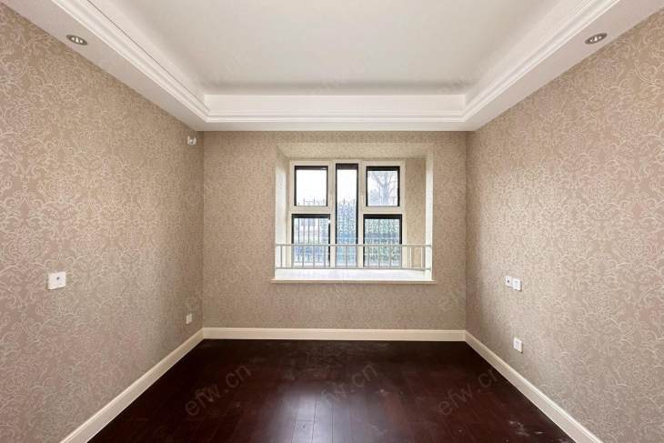 融创山湖院墅(溪岸景园一区100-134)