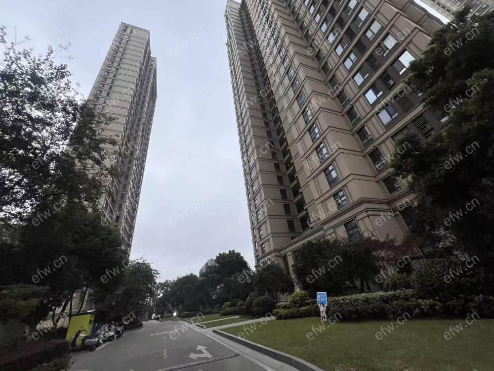 融创玉兰公馆（惠港玉兰苑）三区 4室2厅 127平