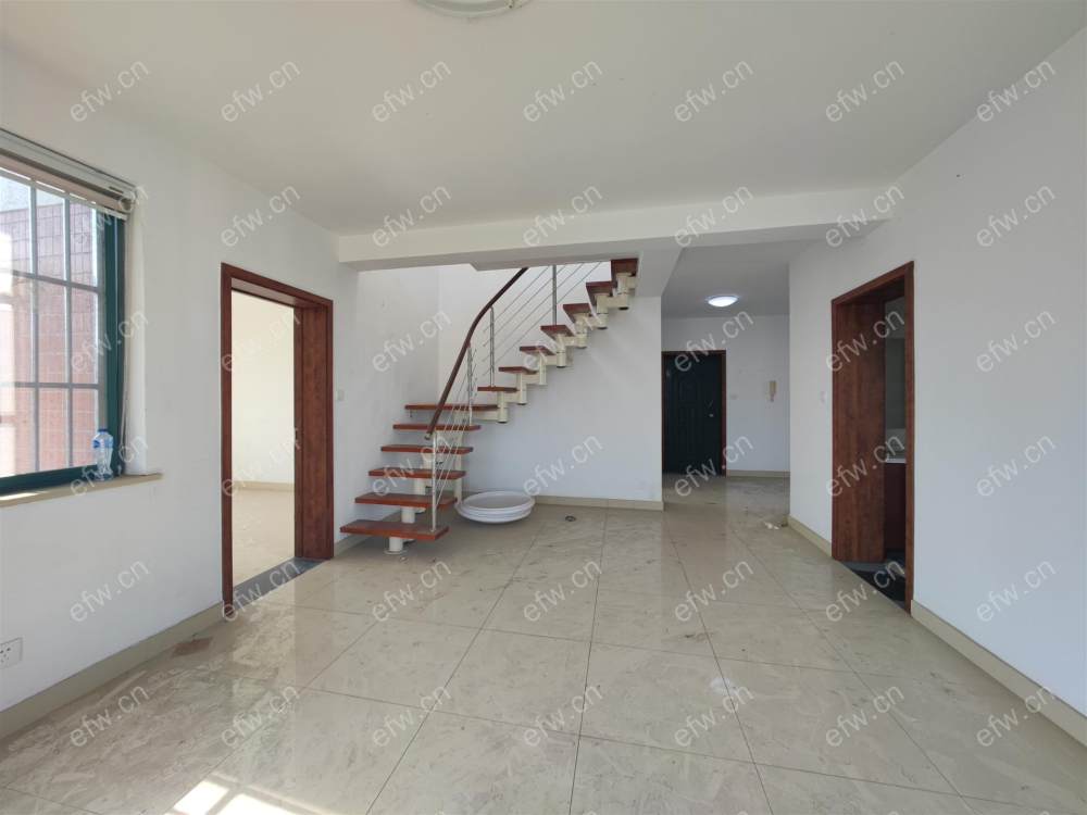 顶复，诚心出售，看房方便