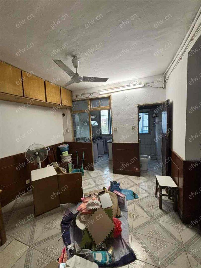 惠东里精装1室  随时看房 拎包入住