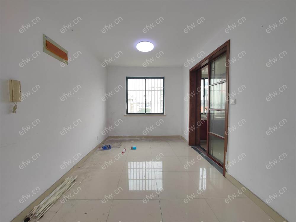 顶复,采光好,户型正气,诚心出售