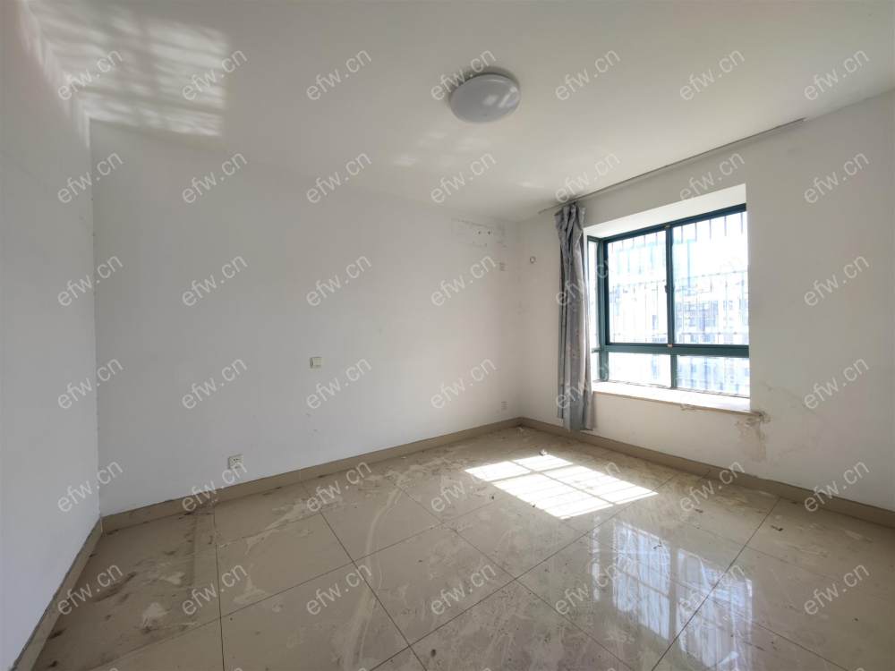 顶复，户型正气，采光好，诚心出售