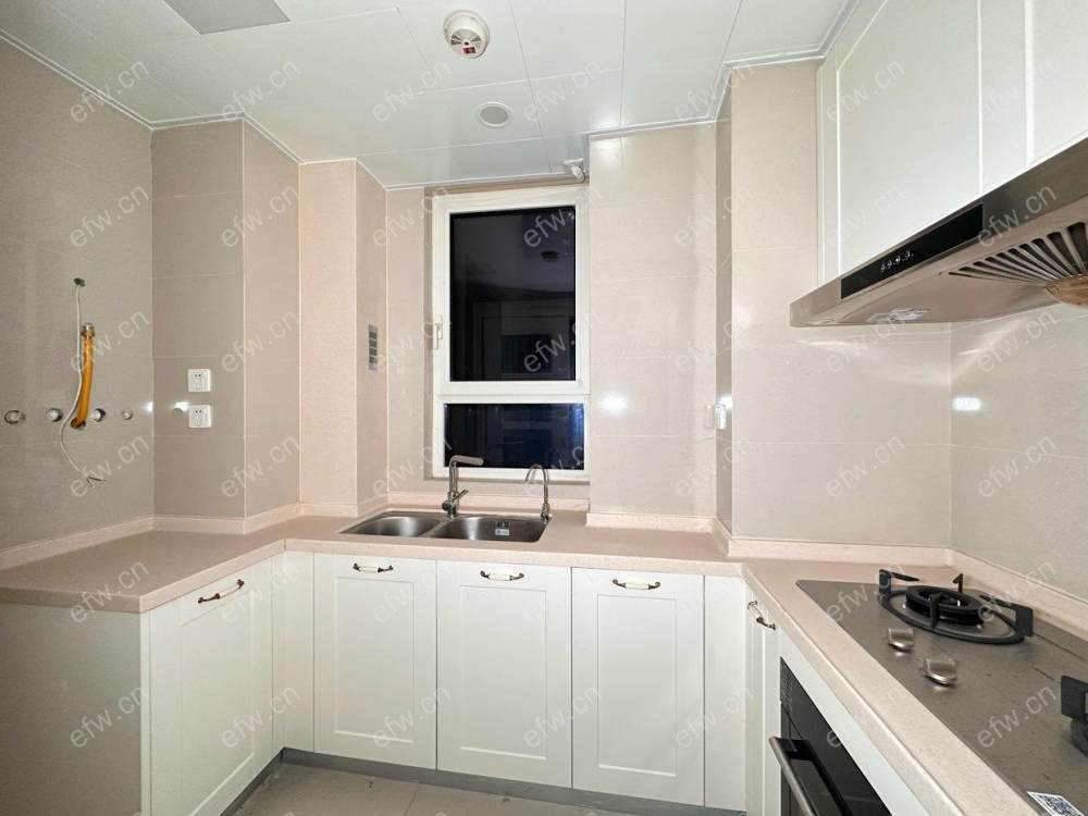 融创山湖院墅(溪岸景园一区100-134) 3房 全明户型 另送家电