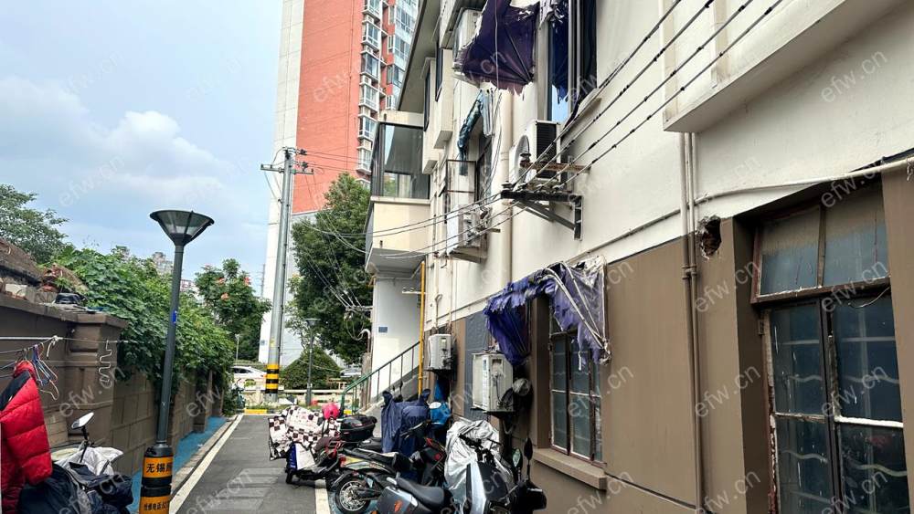 风雷新村西区(1-164) 2室1厅