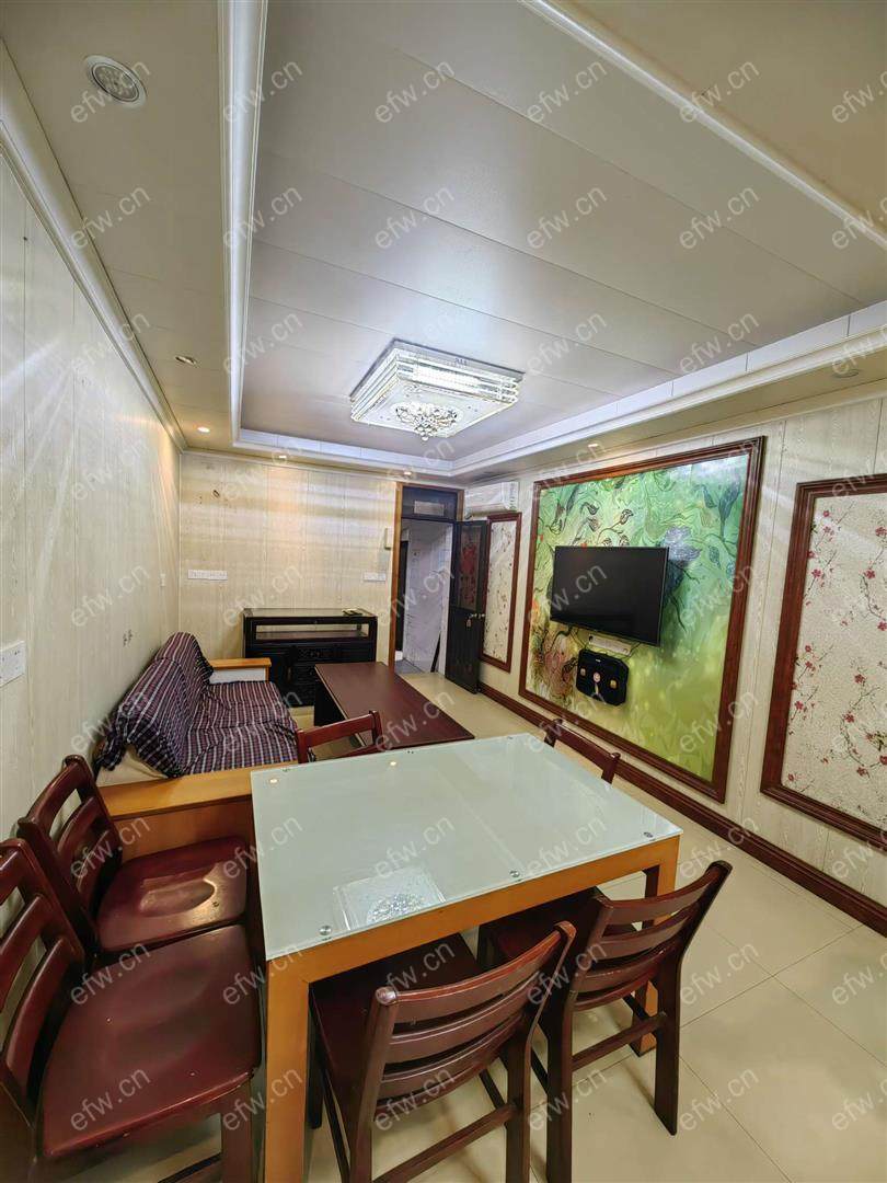 芦庄四区1楼带双院整租