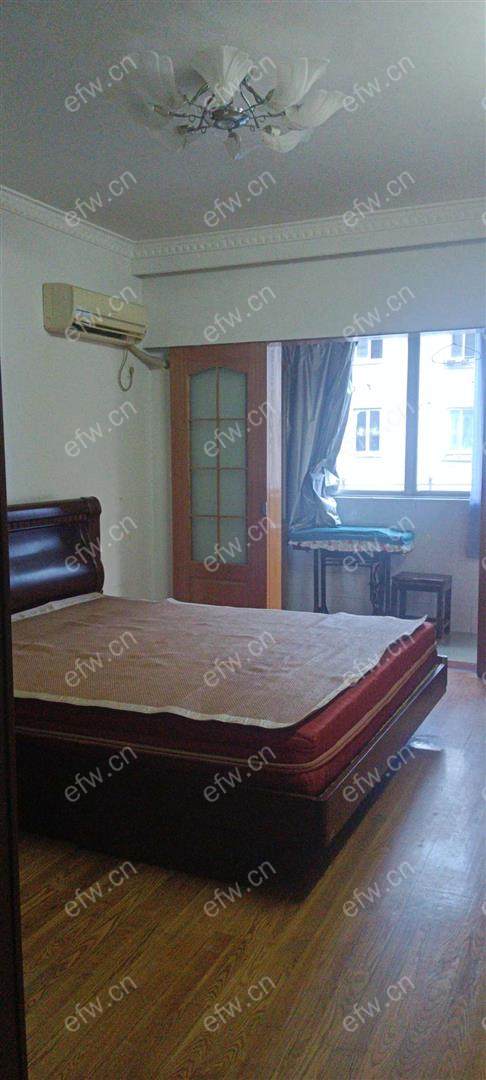 盛岸一村靠近惠山古镇的二房